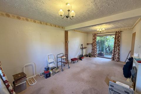 undefined, Tewkesbury GL20