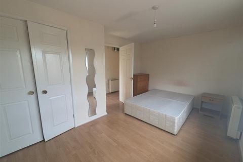 1 bedroom apartment to rent, Grayling Walk