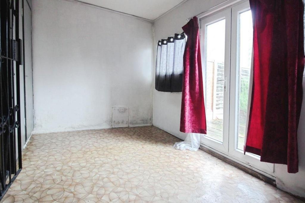 B3aca9f1-ground 20floor 20room.JPG