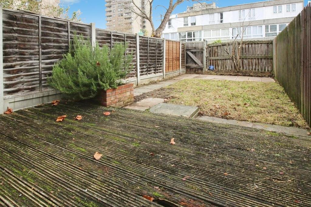 F2857ab1-garden 20view.JPG