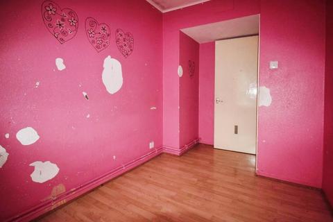 3 bedroom townhouse for sale, Redpoll Way, Erith