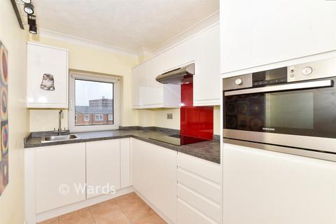 2 bedroom flat for sale, Queen Anne Road, Maidstone, Kent