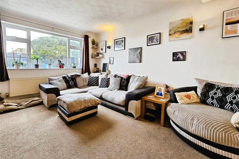 3 bedroom terraced house for sale, Burrs Road, Clacton-on-Sea, Essex