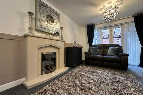 undefined, Flora Lane, Swadlincote DE12