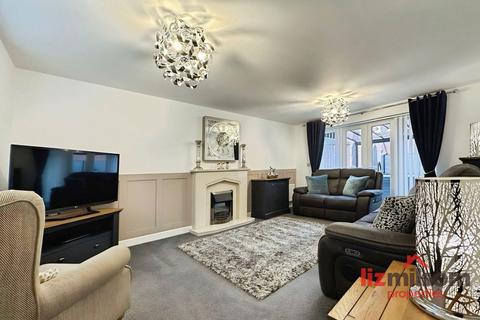 undefined, Flora Lane, Swadlincote DE12