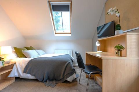 3 bedroom apartment to rent, Hope Court, Exeter