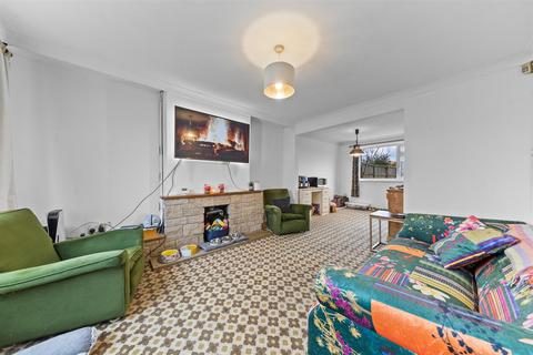 undefined, Kinross Crescent, Luton LU3