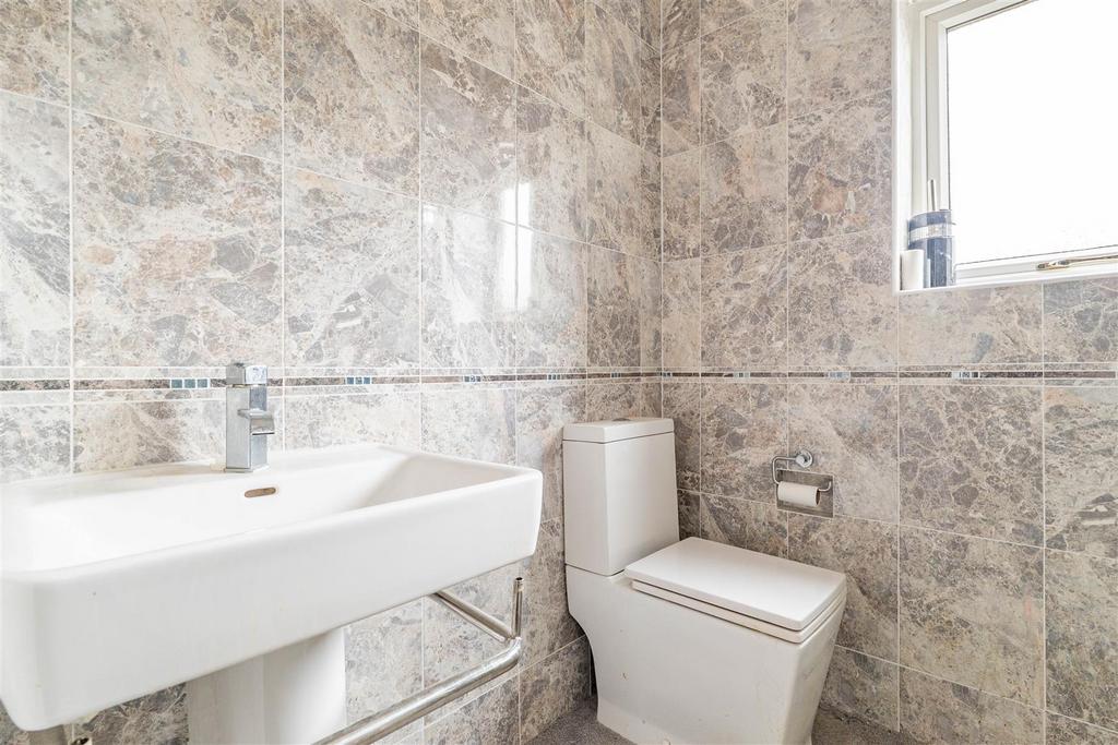 Family Shower Room