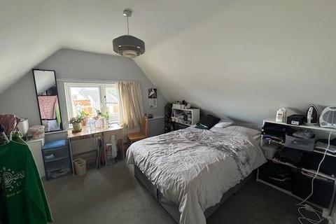 2 bedroom apartment to rent, Craven Park, Harlesden, NW10
