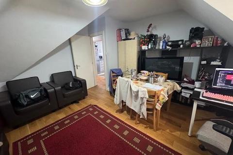 2 bedroom apartment to rent, Craven Park, Harlesden, NW10