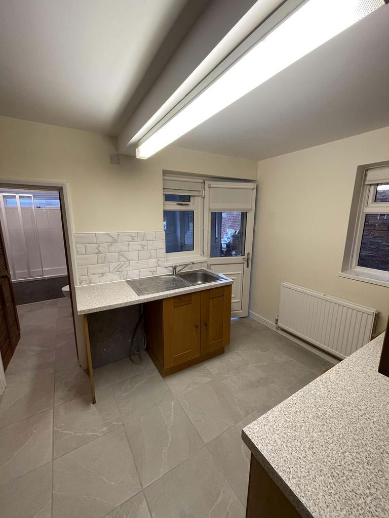 Kitchen 2