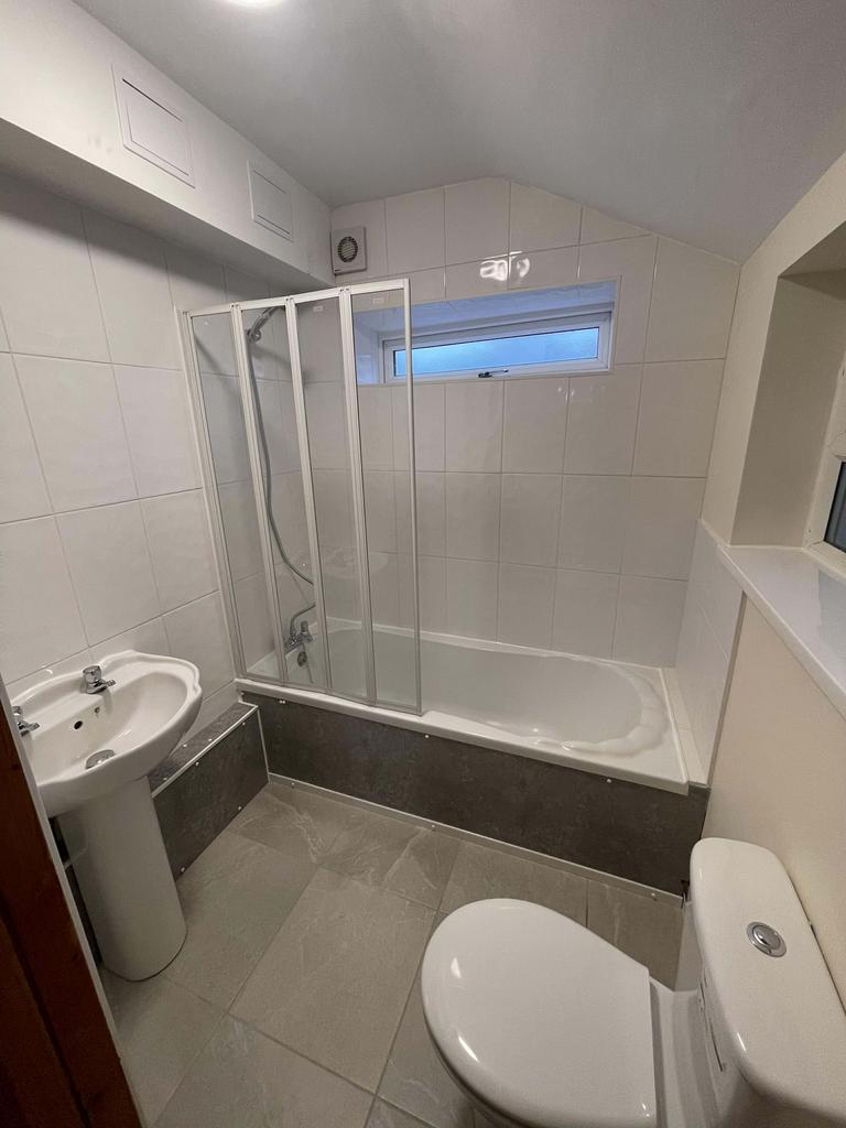 Bathroom (2)