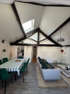 2 bed flat/apartment for rent in Watergate Row South, Chester