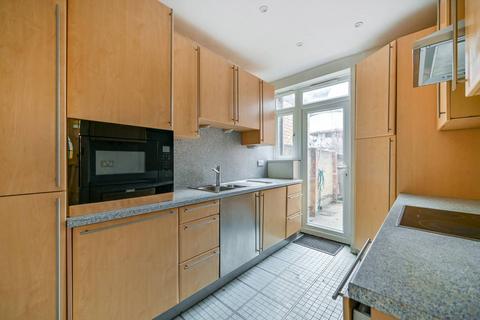 undefined, Central Avenue, Hounslow, TW3