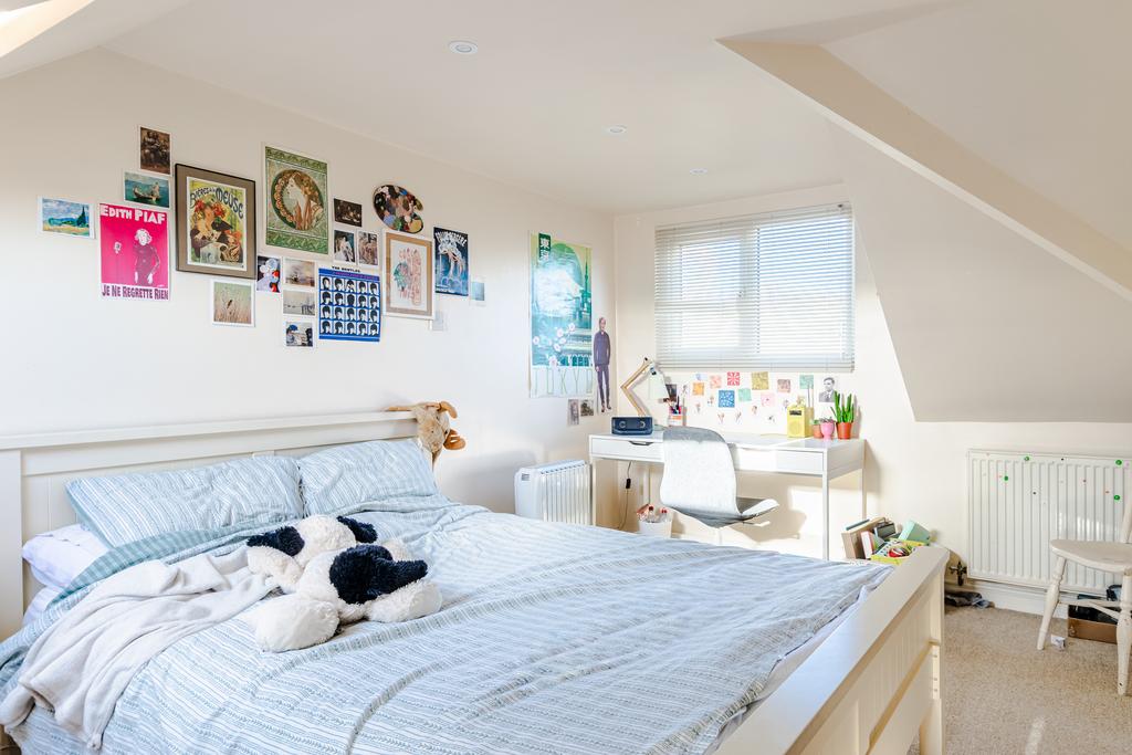 Bedroom4b