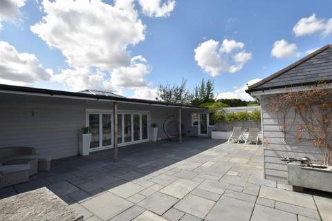 5 bedroom house for sale, Stow Road, Purleigh