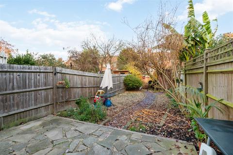 undefined, Sydney Road, Raynes Park SW20