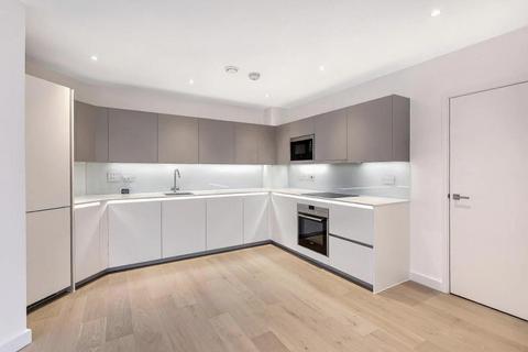 3 bedroom flat to rent, Burnell Building, Cricklewood, NW2