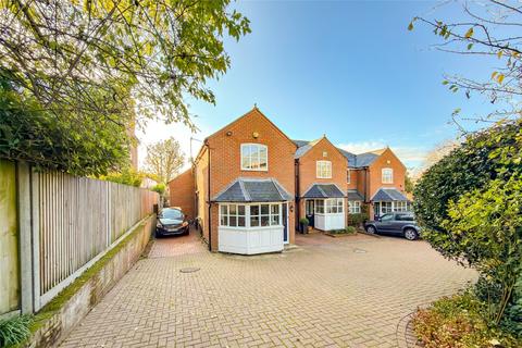 undefined, Knights Orchard, Verulam Road, St. Albans, Hertfordshire, AL3