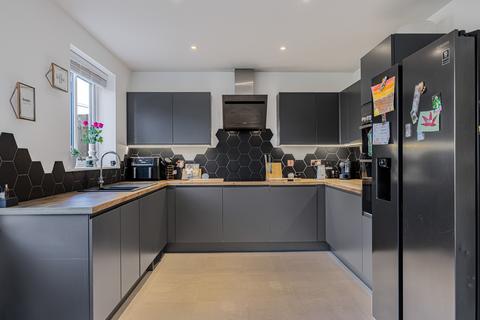 4 bedroom detached house for sale, Holmer, Hereford HR4