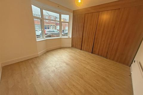 2 bedroom flat to rent, Salisbury Avenue, North Shields, North Tyneside