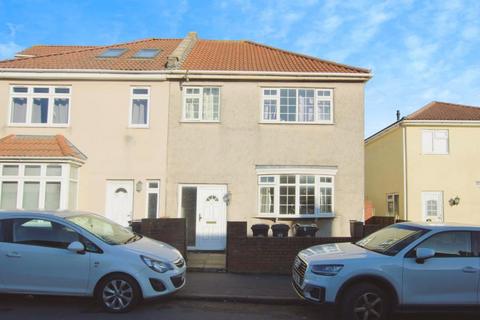 undefined, Toronto Road, Horfield BS7