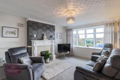 4 bedroom detached house for sale, Commons Close, Newthorpe, Nottingham, NG16