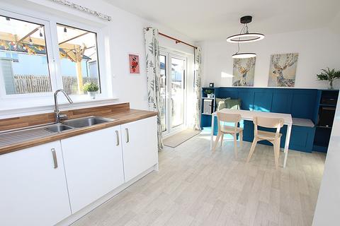 undefined, Brotherton Glade, Livingston, EH54