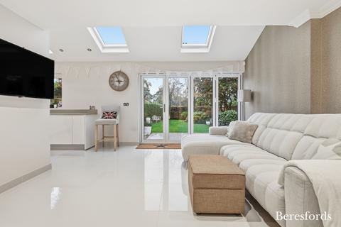 4 bedroom detached house for sale, Cricketers Lane, Herongate, CM13