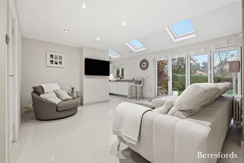 4 bedroom detached house for sale, Cricketers Lane, Herongate, CM13