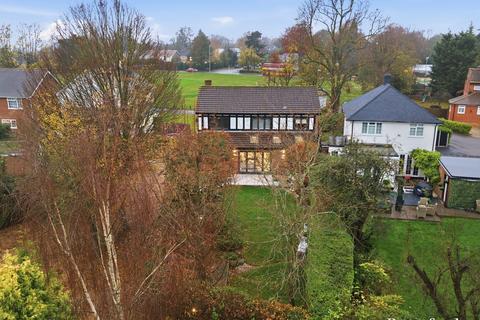 undefined, Cricketers Lane, Herongate, CM13