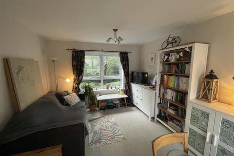 2 bedroom flat to rent, Guillemot Road, Portishead, Bristol