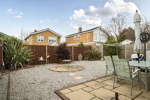 undefined, St. Peters Close, Burnham, Buckinghamshire, SL1