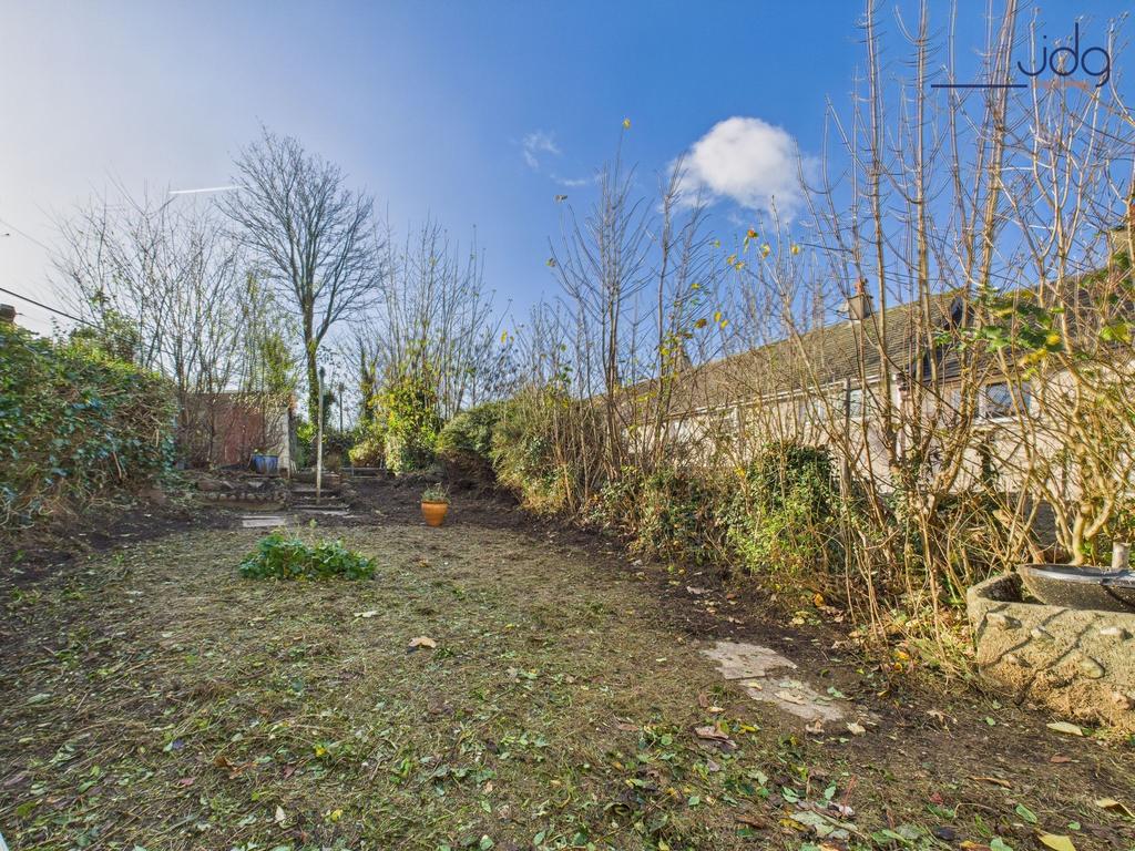 Large South Facing Garden