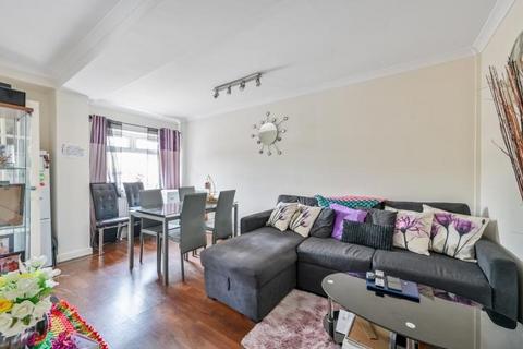 1 bedroom flat for sale, Connaught Towers, London Road, Thornton Heath, CR7