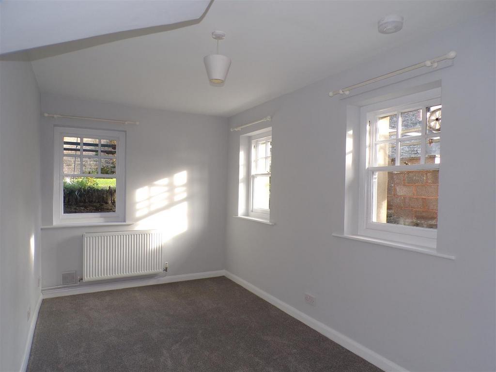 Living Room.JPG