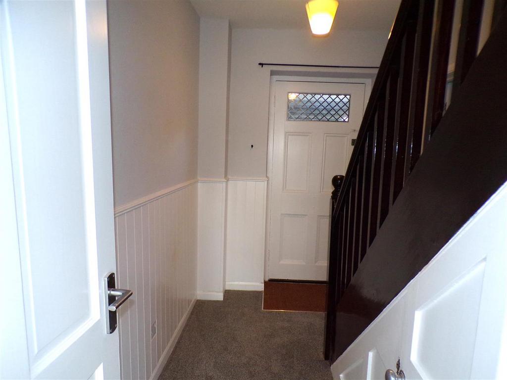 Hallway1.JPG