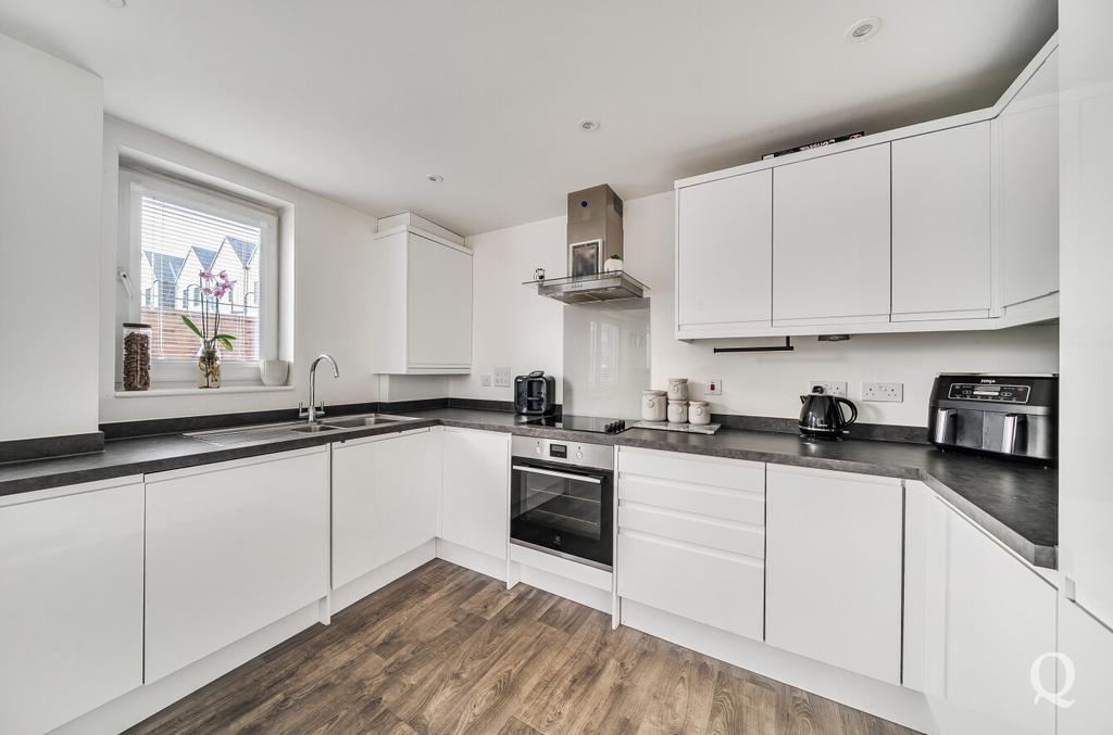 Eabbe9c2-c877-4d6...