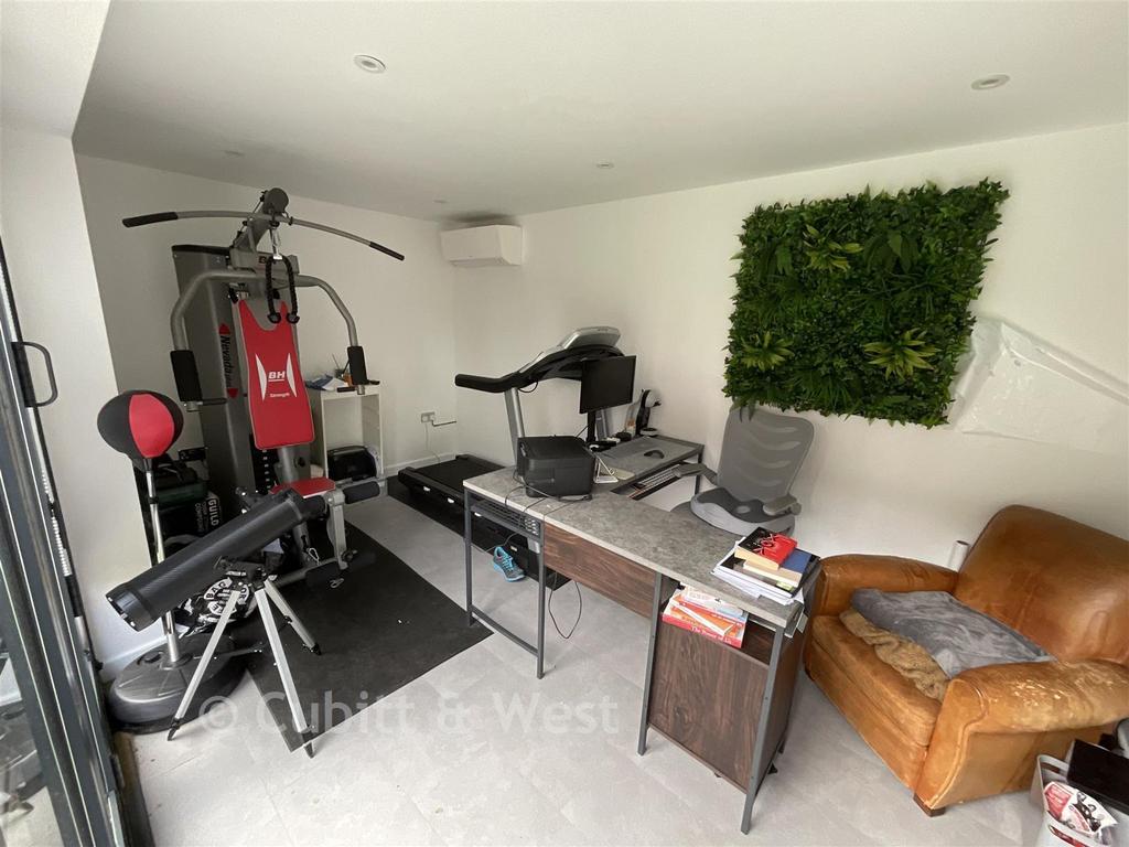 Garden Office