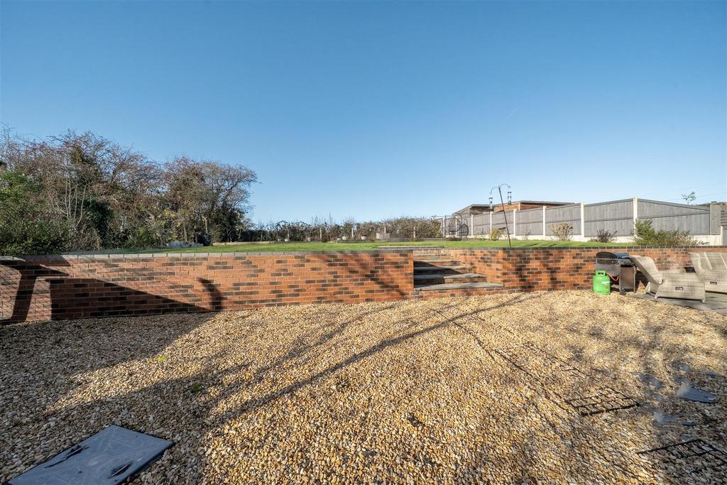 Garden Lower.jpg
