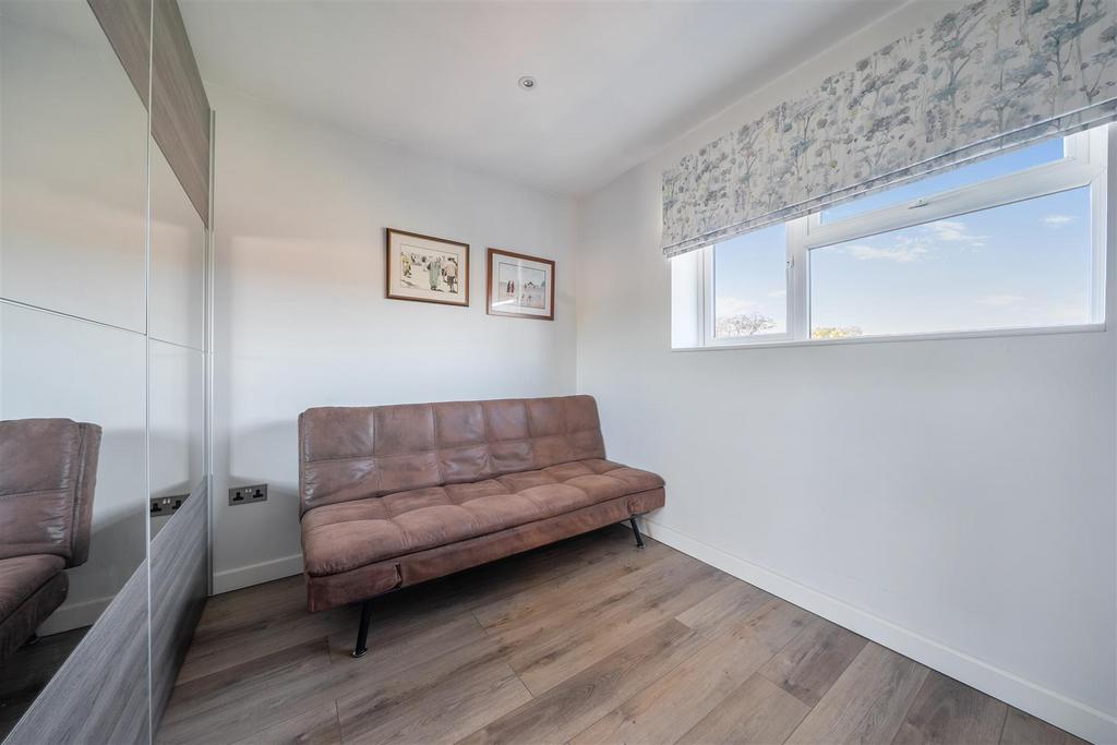 Bedroom 3.jpg
