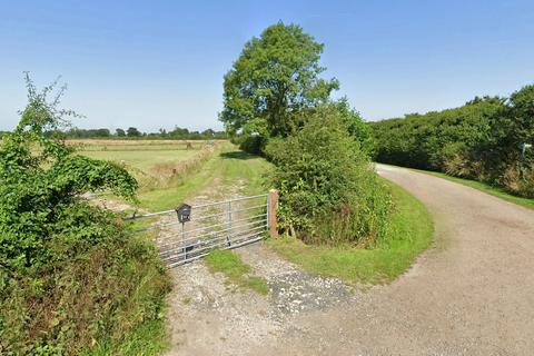 undefined, Land on the Grand Union Canal, Buckland, Buckinghamshire HP22