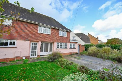 Oakley Road, Wimborne, BH21