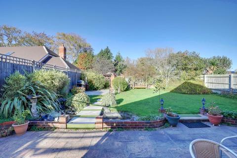 undefined, Kiln Road, Emmer Green, Reading