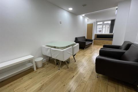 undefined, Richmond Crescent, Cardiff