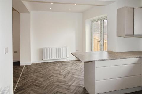 undefined, Mandale Road, Bradford BD6