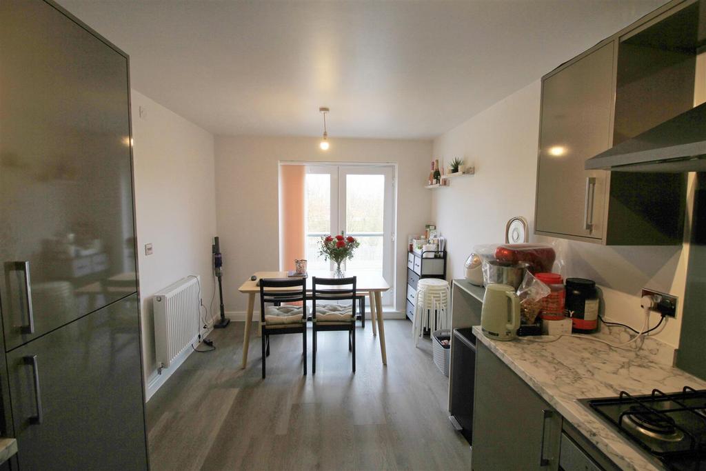 Dining area.jpg