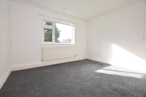 3 bedroom apartment for sale, Oakwood Court, Oakwood, Leeds