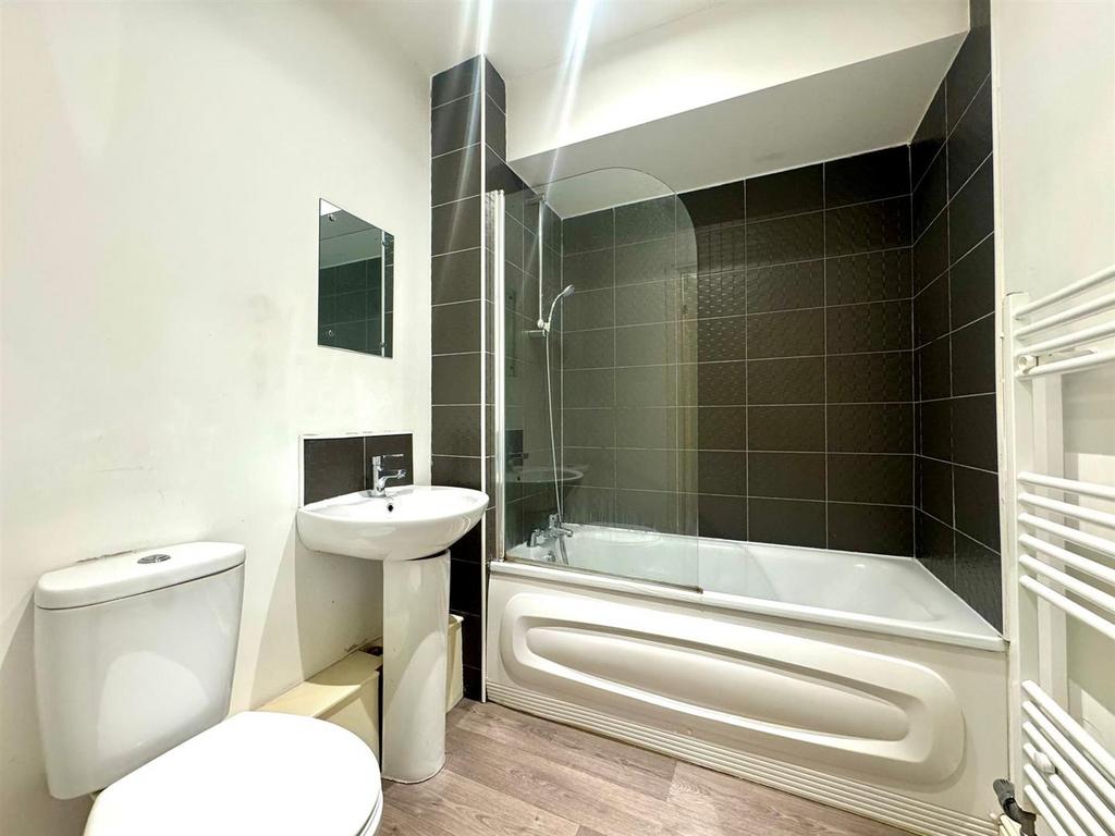 Bathroom.jpeg