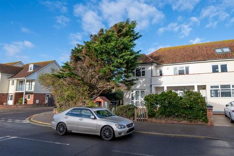 3 bedroom flat to rent, Bembridge Drive, Hayling Island PO11